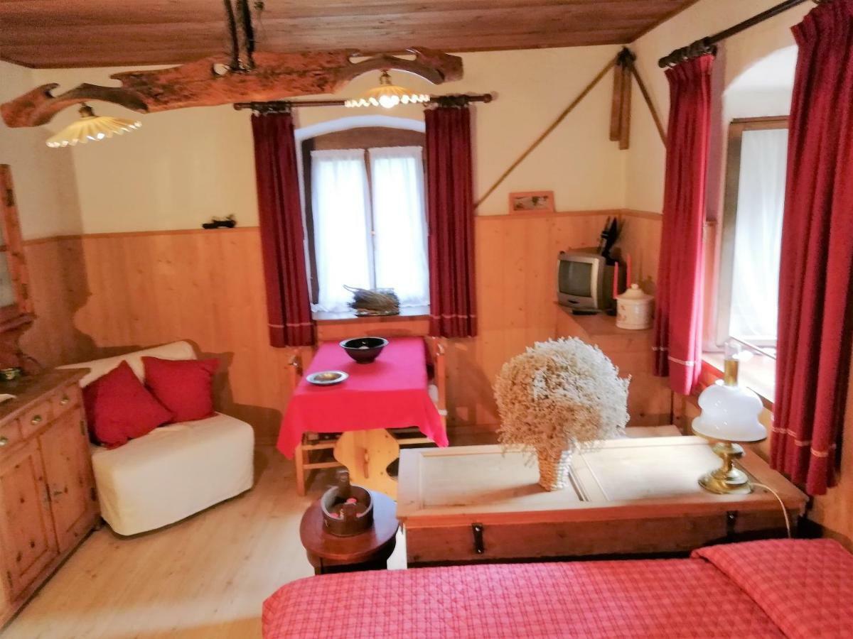 Apartmán Al Piz Monolocale Colle Santa Lucia Exteriér fotografie